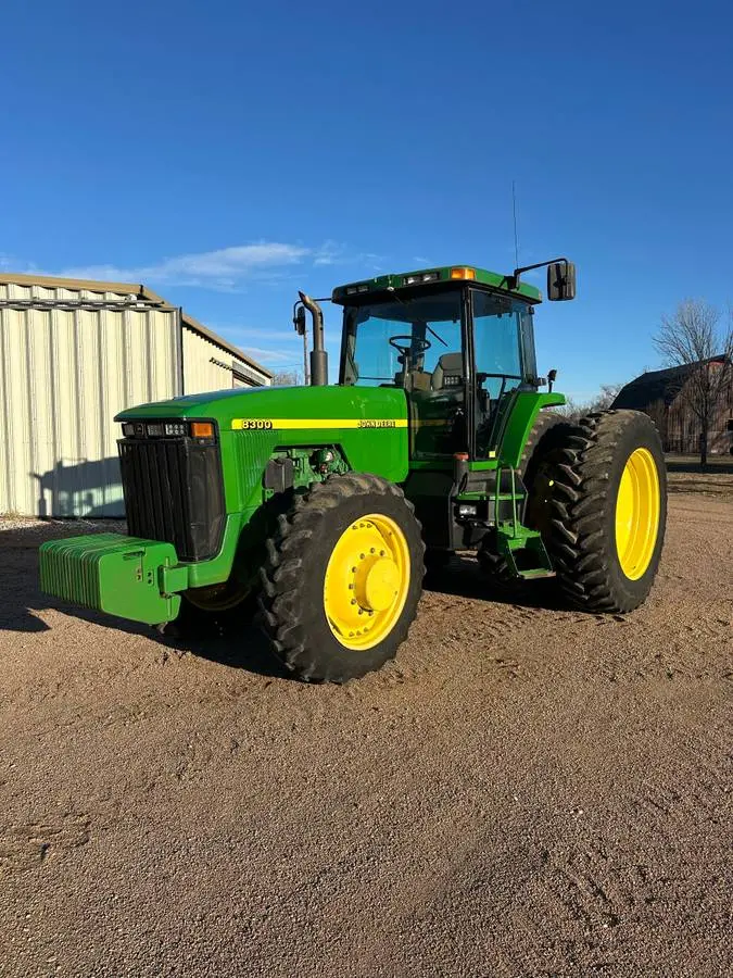 1997 John Deere 8300 MFWD 